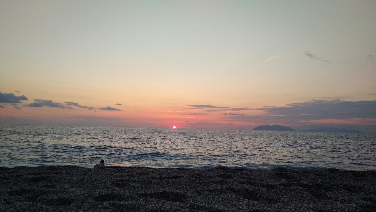 Blu Mare - Milazzo Bed & Breakfast ภายนอก รูปภาพ